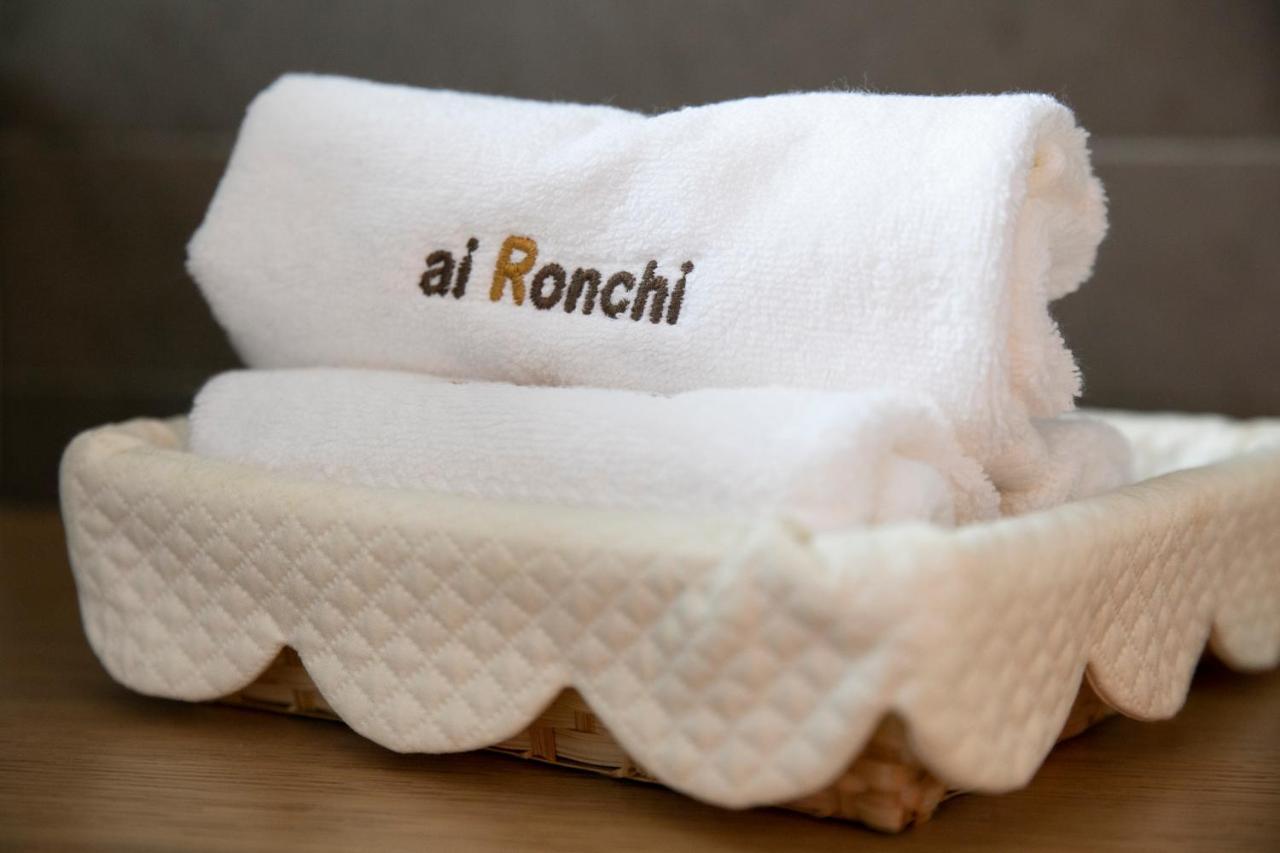 Ai Ronchi B&B Riva di Solto Dış mekan fotoğraf