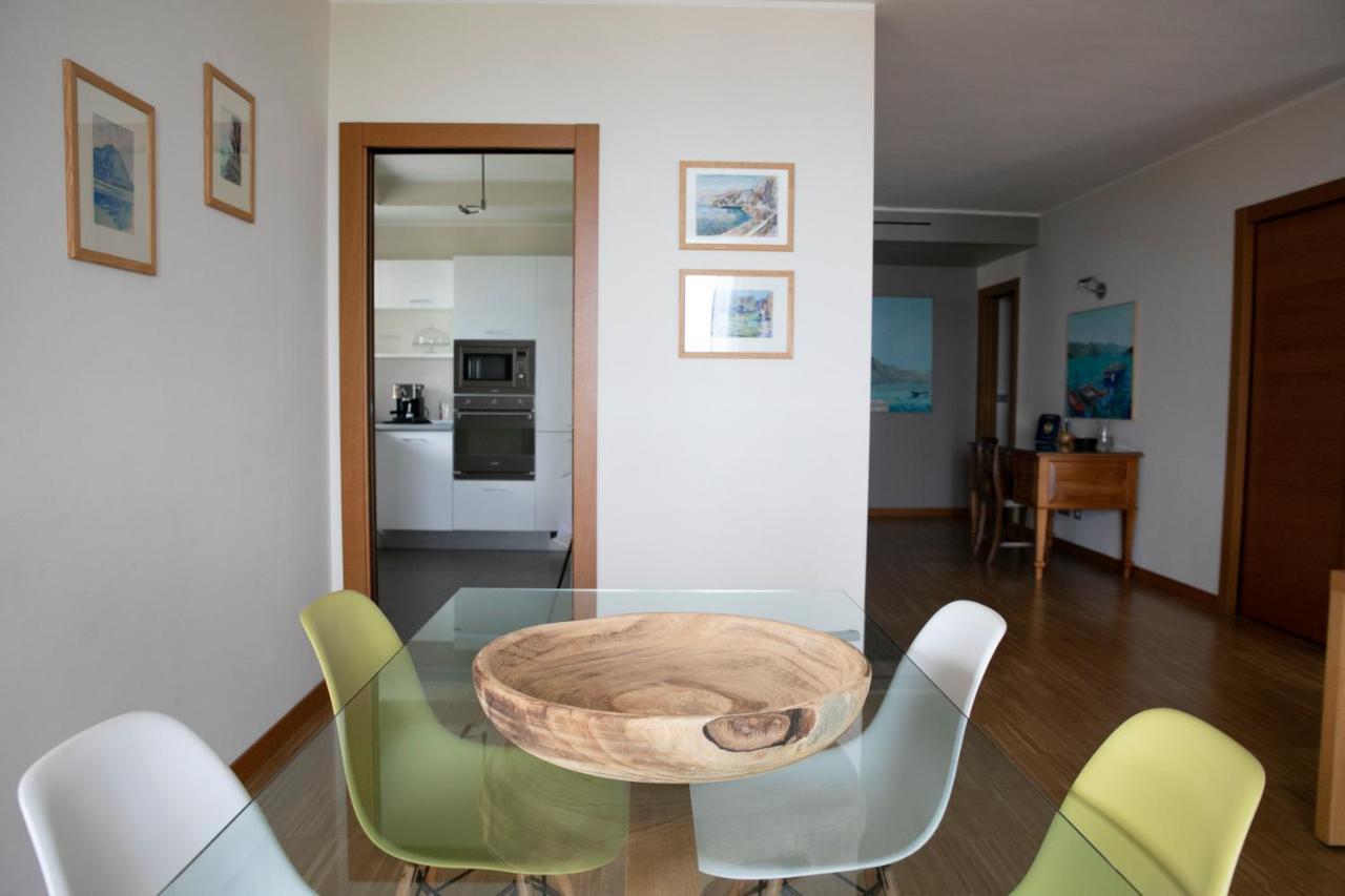 Ai Ronchi B&B Riva di Solto Dış mekan fotoğraf